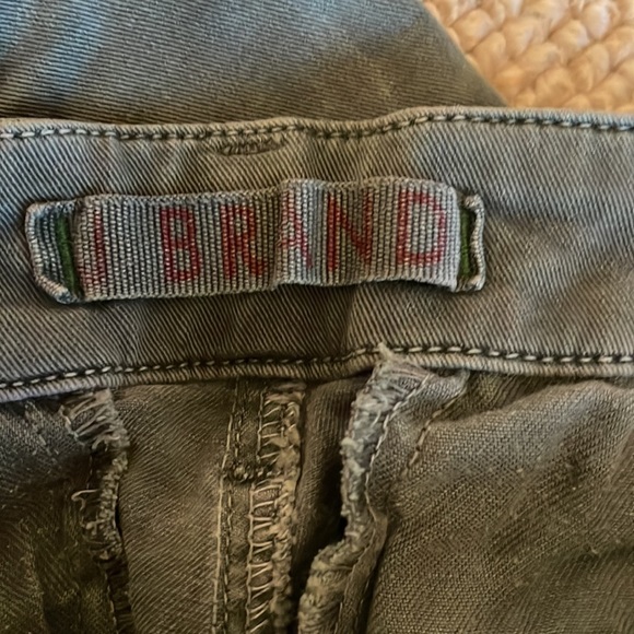 J Brand women’s size 24 green cargo pants - Picture 3 of 6